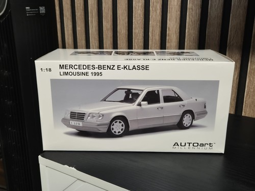 Modellauto autoart - modellauto, 1:18