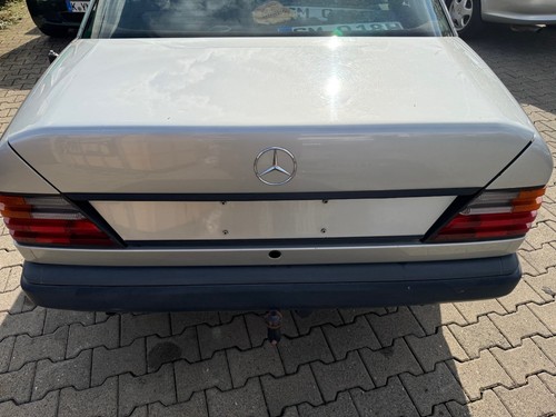 Mercedes w124 limousine - mercedes,